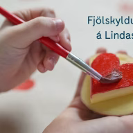 Fjölskyldustund á Lindasafni