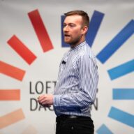 Hvað er flokkun Jóhannes Bjarki Urbancic 1920 x 1080